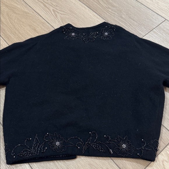 Vintage House of Gold Beaded Lambs Wool/Angora Blend Cardigan Black Floral - Picture 7 of 9